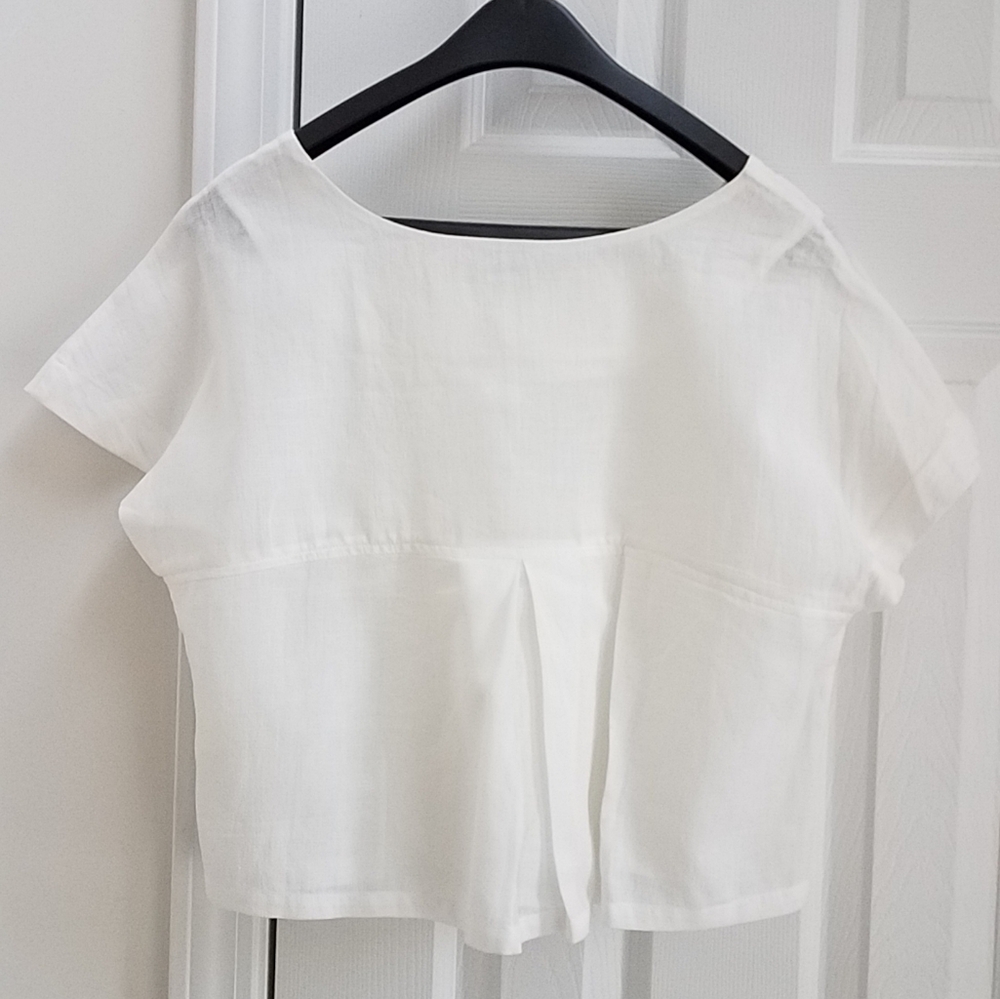 7115 by Szeki White Pleated Crop Top Linen-Cotton Blend Peplum Minimalist Blouse - Picture 3 of 9